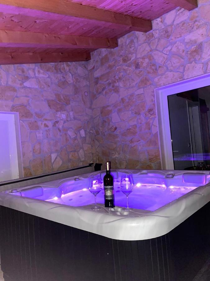 Villa Mateo With Private Pool Gruda Exterior photo